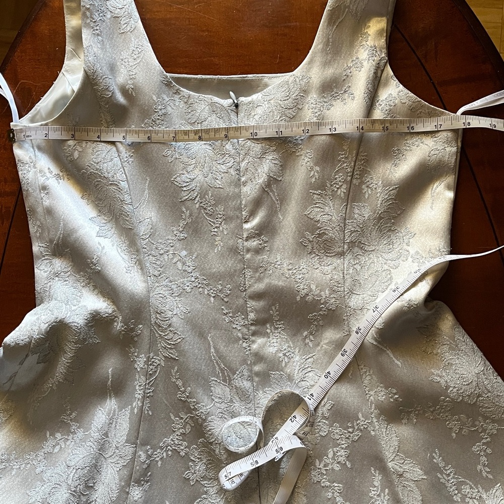 Scott McClintock silver metallic formal/ Prom/ bridesmaid/ wedding dress Vtg. 10 - Picture 8 of 11
